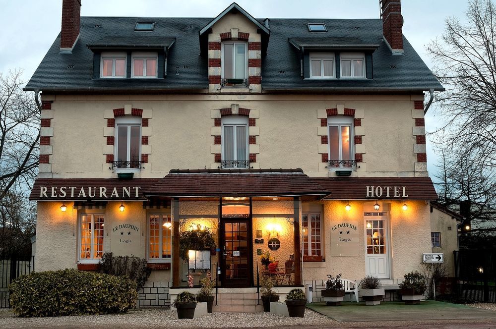 Hotel Le Dauphin Salbris Exterior foto